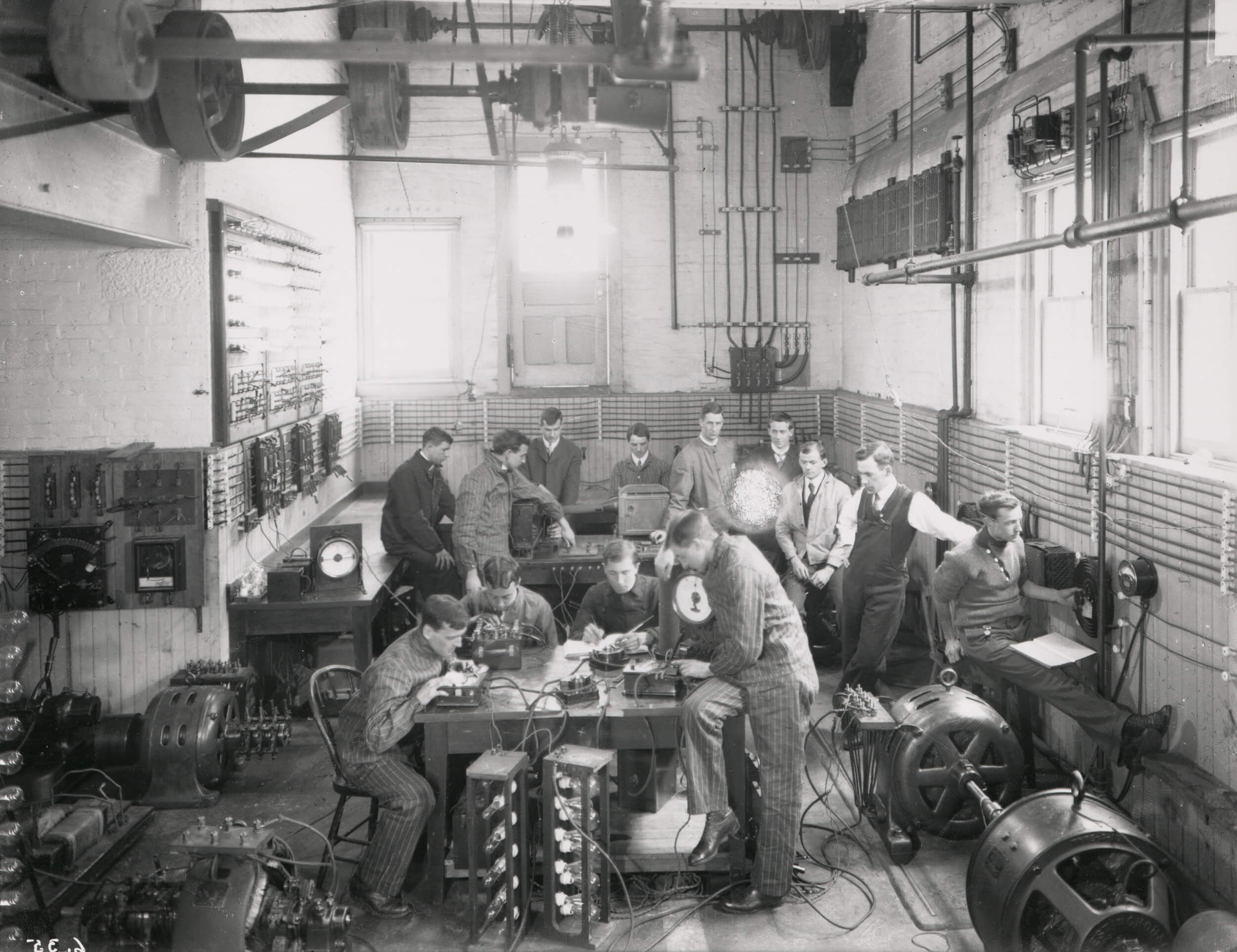 An Electrical Engineering Lab in 1908